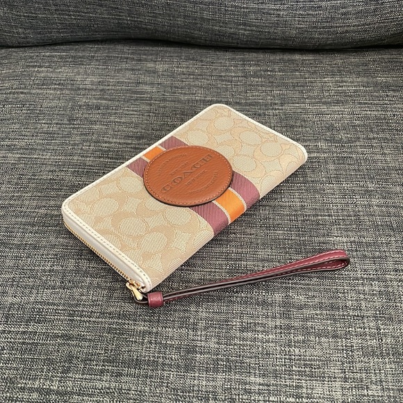 Coach Dempsey Large Phone Wallet - Picture 2 of 5